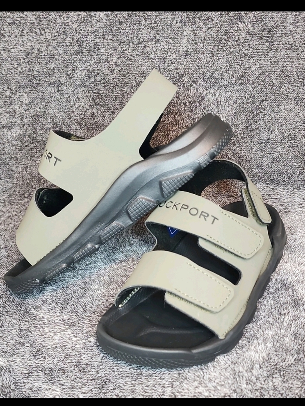 Rockport  Kids Sandals - Green and Black size 2